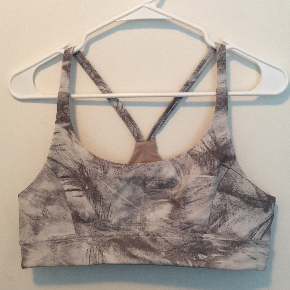 Lululemo train times sport bra